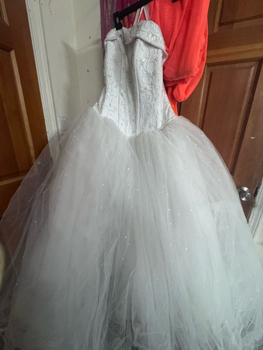 White Sparkle Ball Gown Tulle Wedding Dress David’s Bridal Used
